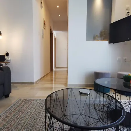 A&d Central Apartment